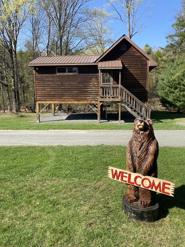 J&S Creekside Cabins interior Catskills